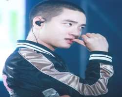 He has a bad habit of biting his nails.